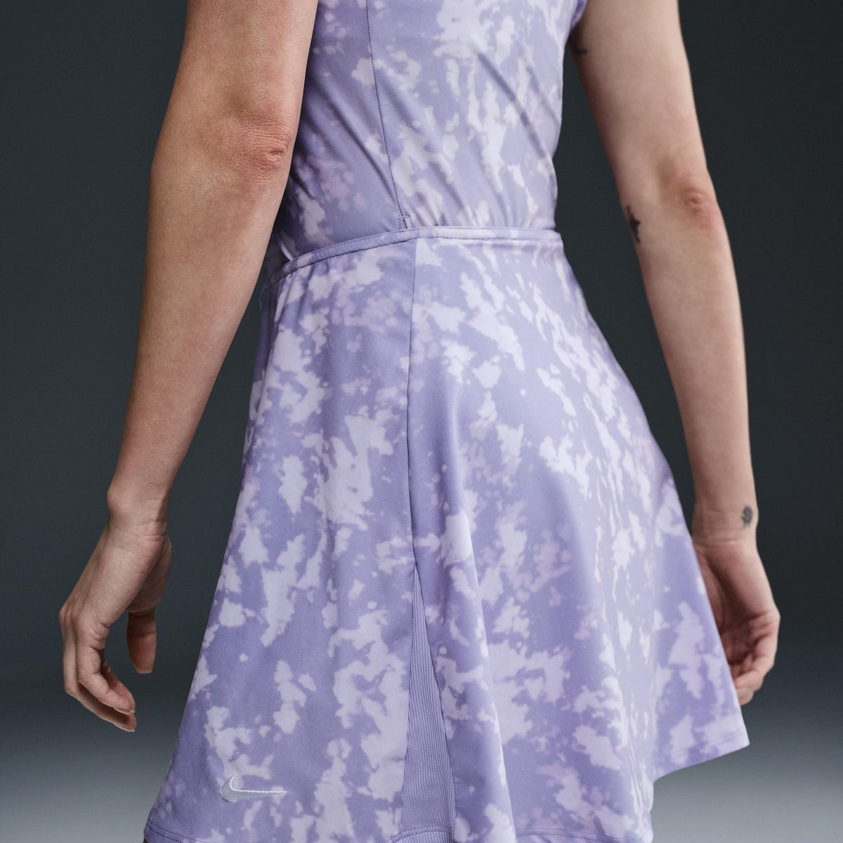 Nike Victory Dri-FIT Loose-fitting Skirt