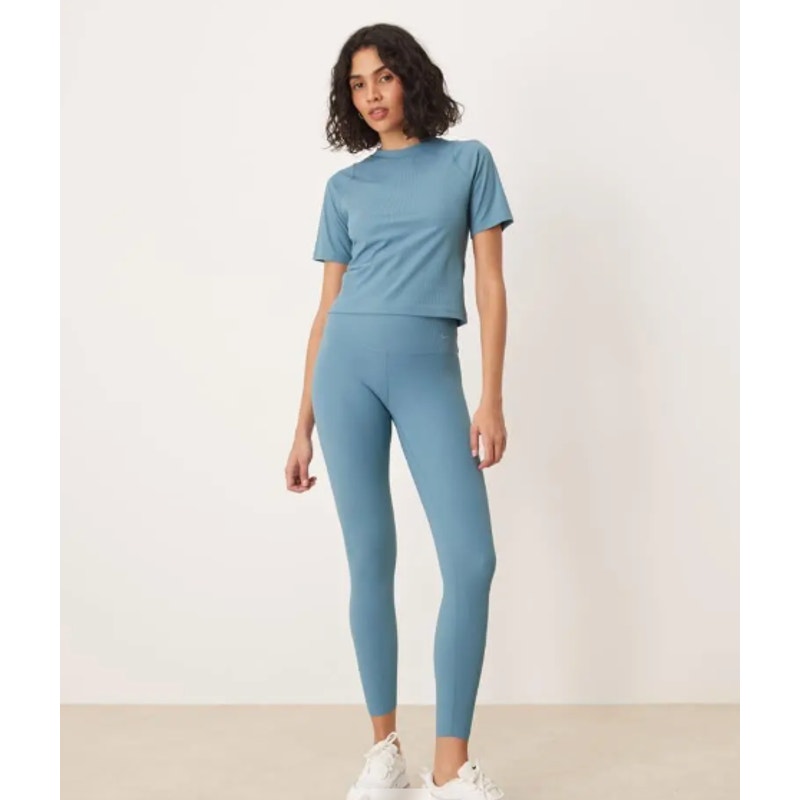 Nike Training Zenvy Dri-FIT Ribbed Top in Blue