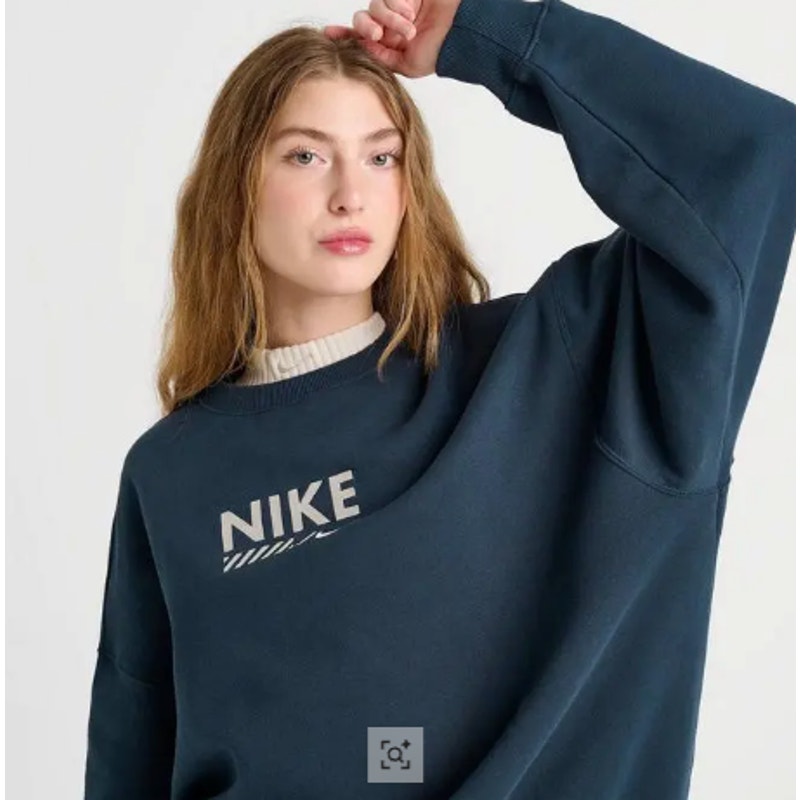 Nike Sportswear Women's Oversized Fleece Crew-Neck Sweatshirt