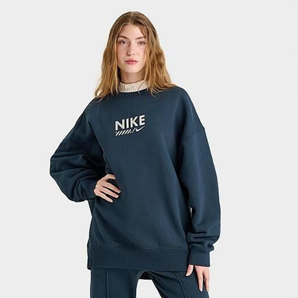 Nike Sportswear Women's Oversized Fleece Crew-Neck Sweatshirt